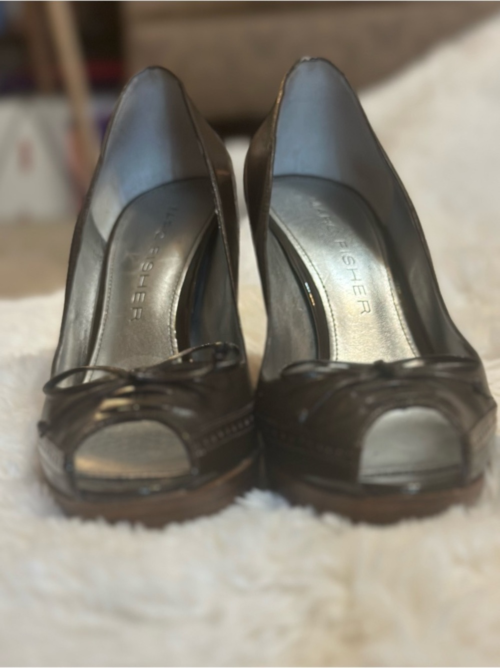 Marc Fisher Brown Leather Peep Toe Platform Heels Size 8 Classic Work Pumps - Picture 16 of 16